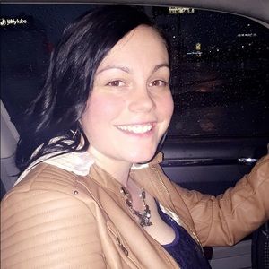 Meet your Posher, Kasi